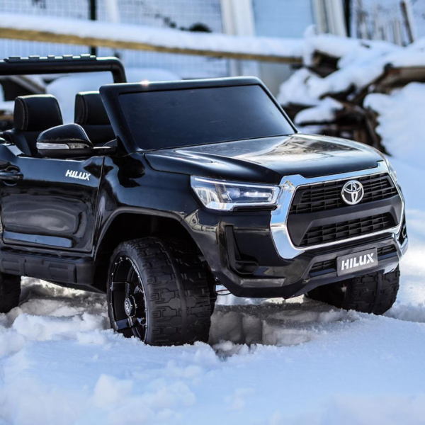 Машина Toyota Hilux, Аккумулятор 12V/14Ah, 4 мотора 45W, EVA колеса, кожаное сидение