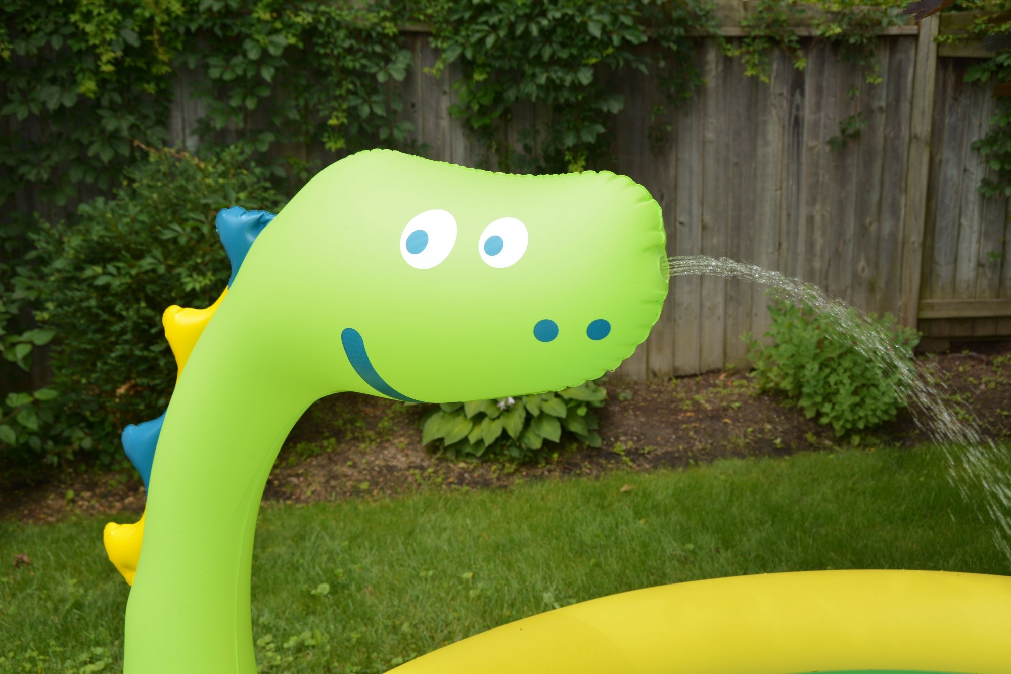 Детский бассейн с фонтаном SunClub Dinosaur 3D Spray (17786)